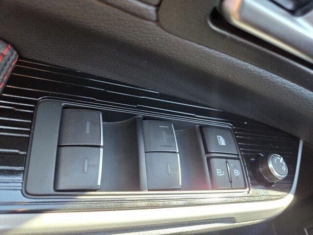 Used 2026 Heavy Metal Toyota XSE 7-Passenger image 19