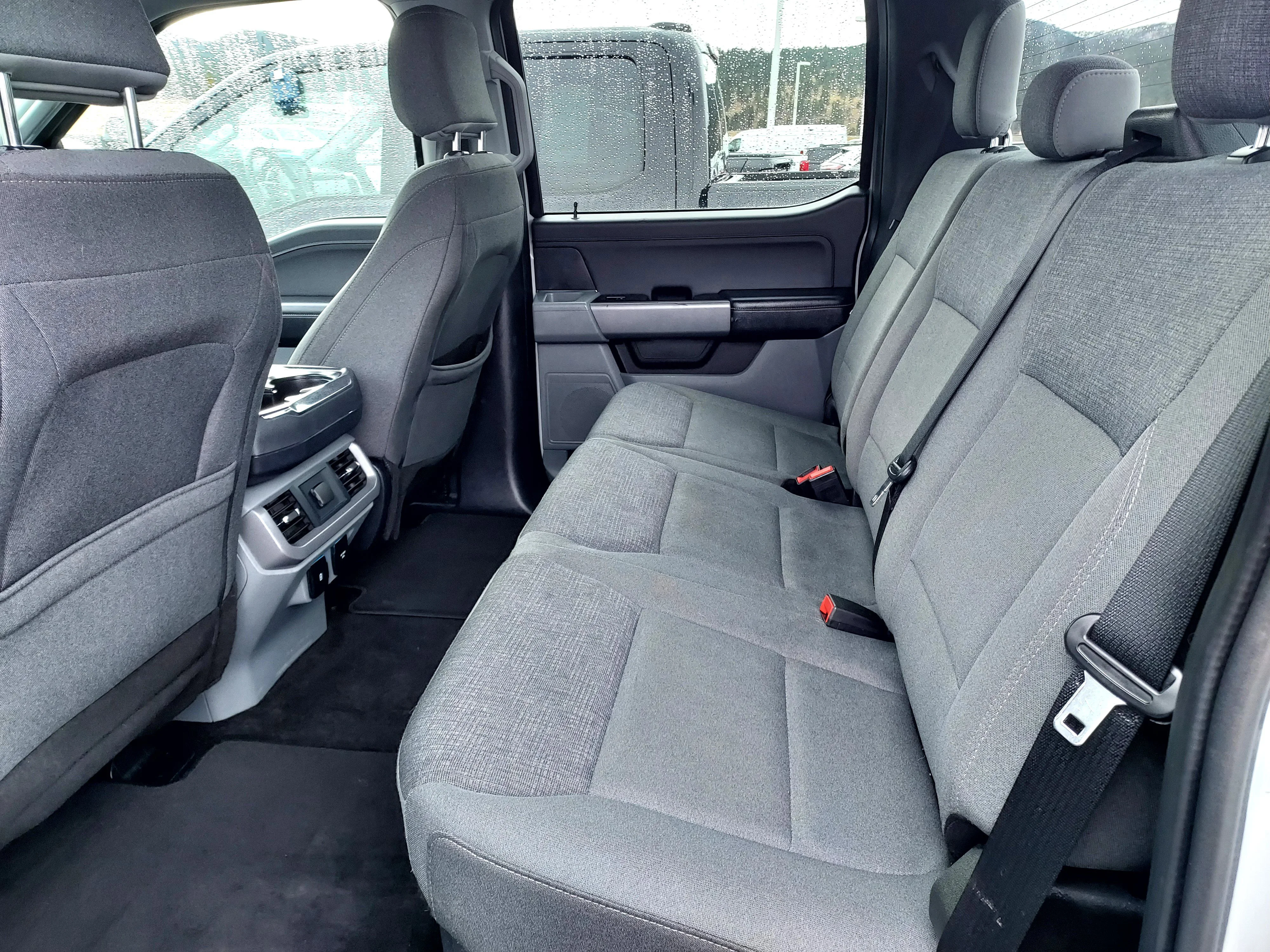Used 2024 Gray Ford XLT image 13