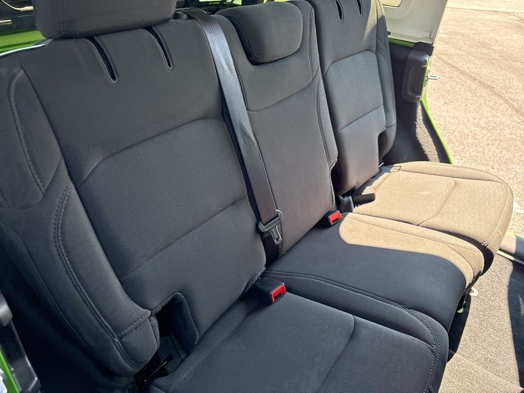 Used 2019 Green Jeep Unlimited Sahara image 30