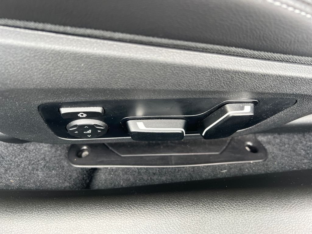 Used 2024 Blue BMW Base image 20