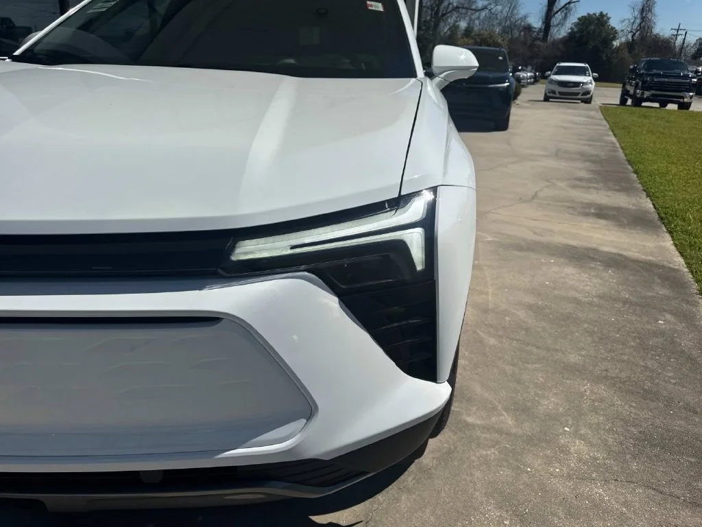 2025 Chevrolet Blazer EV LT - Photo 15