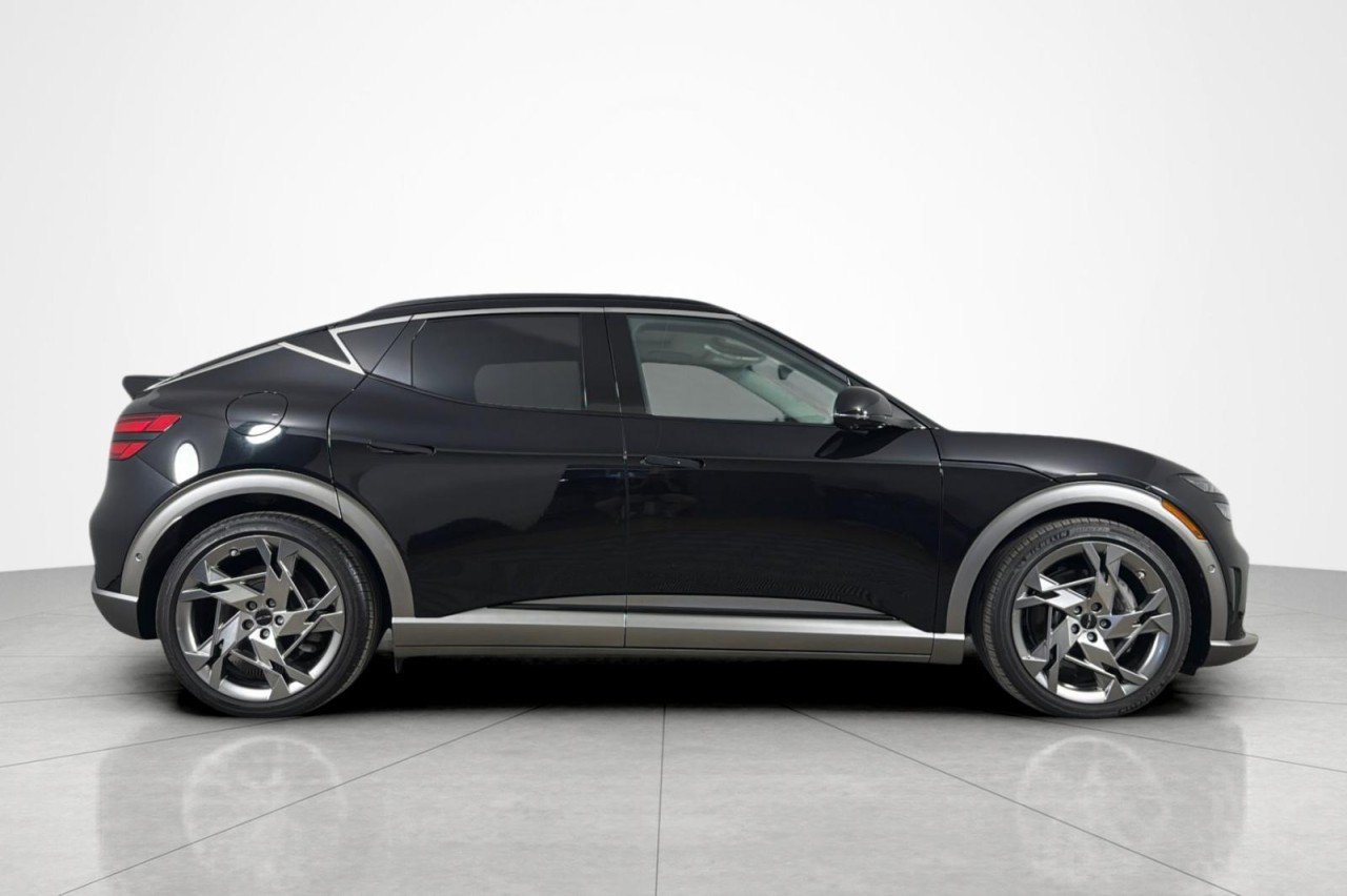 Used 2023 BLACK Genesis Performance image 6
