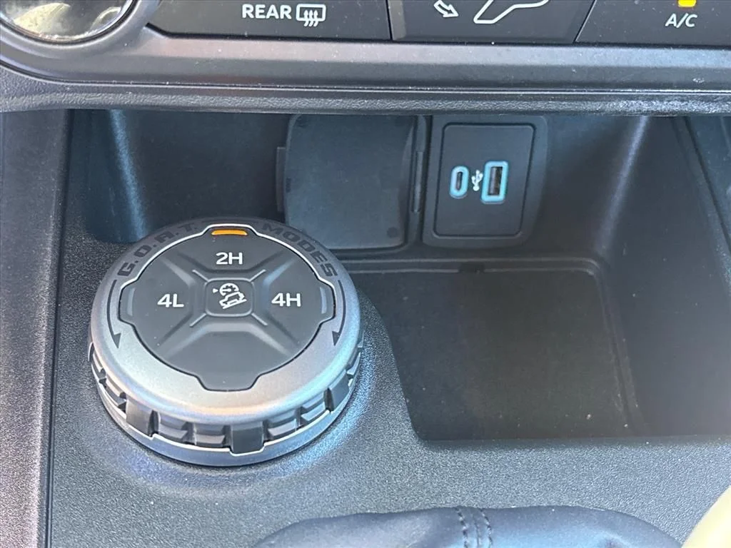2021 Ford Bronco Base - Photo 29