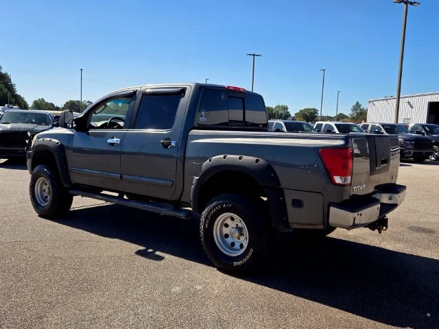 Used 2004 Gray Nissan LE image 10