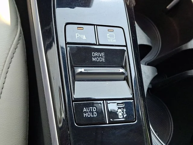 Used 2020 Gray Hyundai Limited image 29