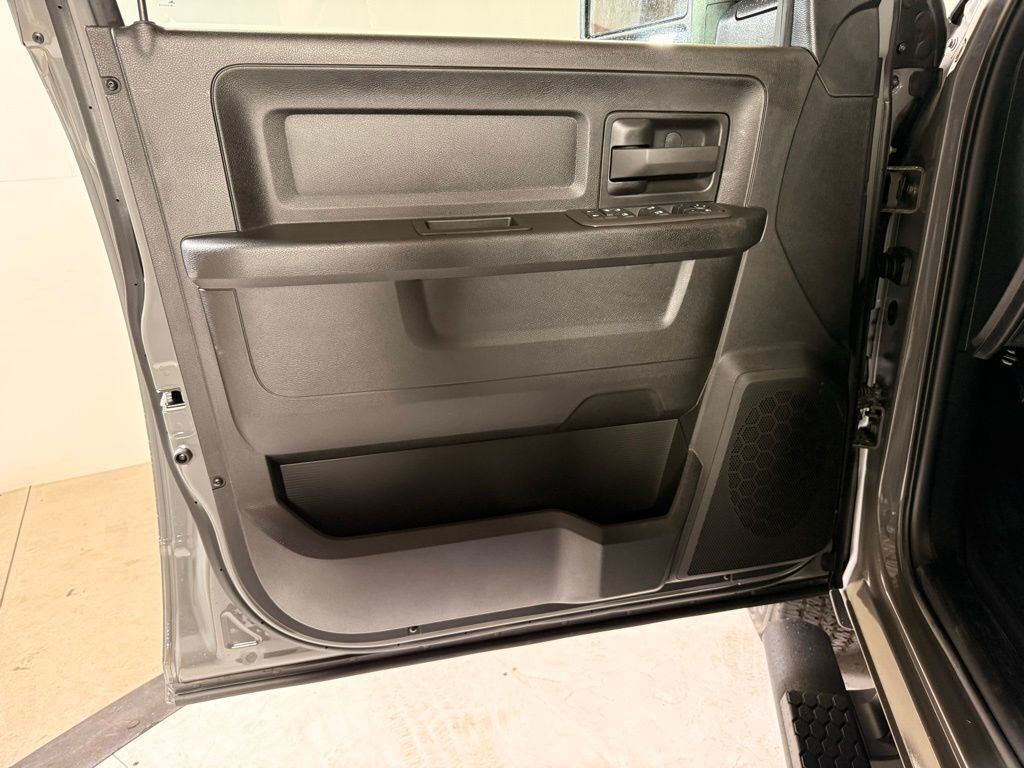 New 2026 Ceramic Gray Clearcoat RAM Tradesman image 10