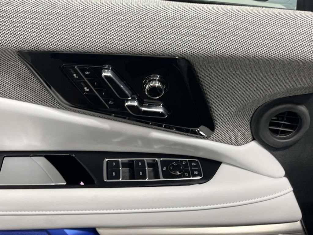 2026 Cadillac OPTIQ Sport - Photo 16