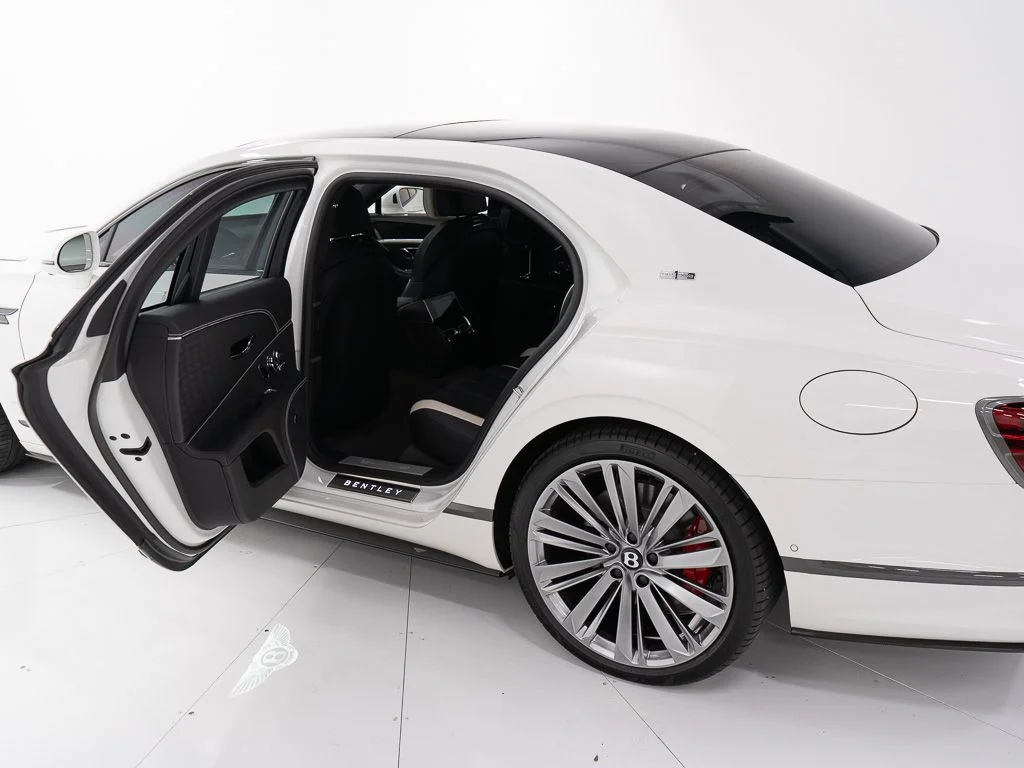 Used 2025 Glacier White Bentley Speed First Edition image 20