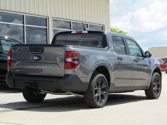 New 2026 Carbonized Gray Metallic Ford XLT image 33