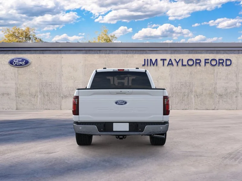 New 2026 Oxford White Ford XLT image 6