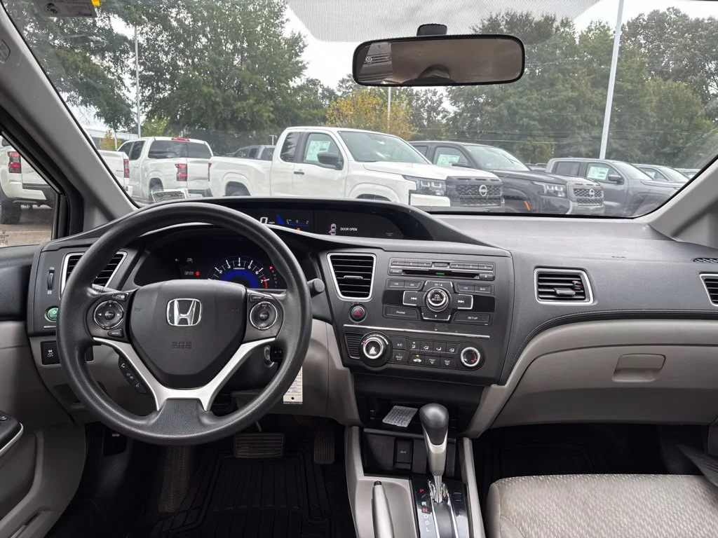 Used 2015 Gray Honda LX image 7