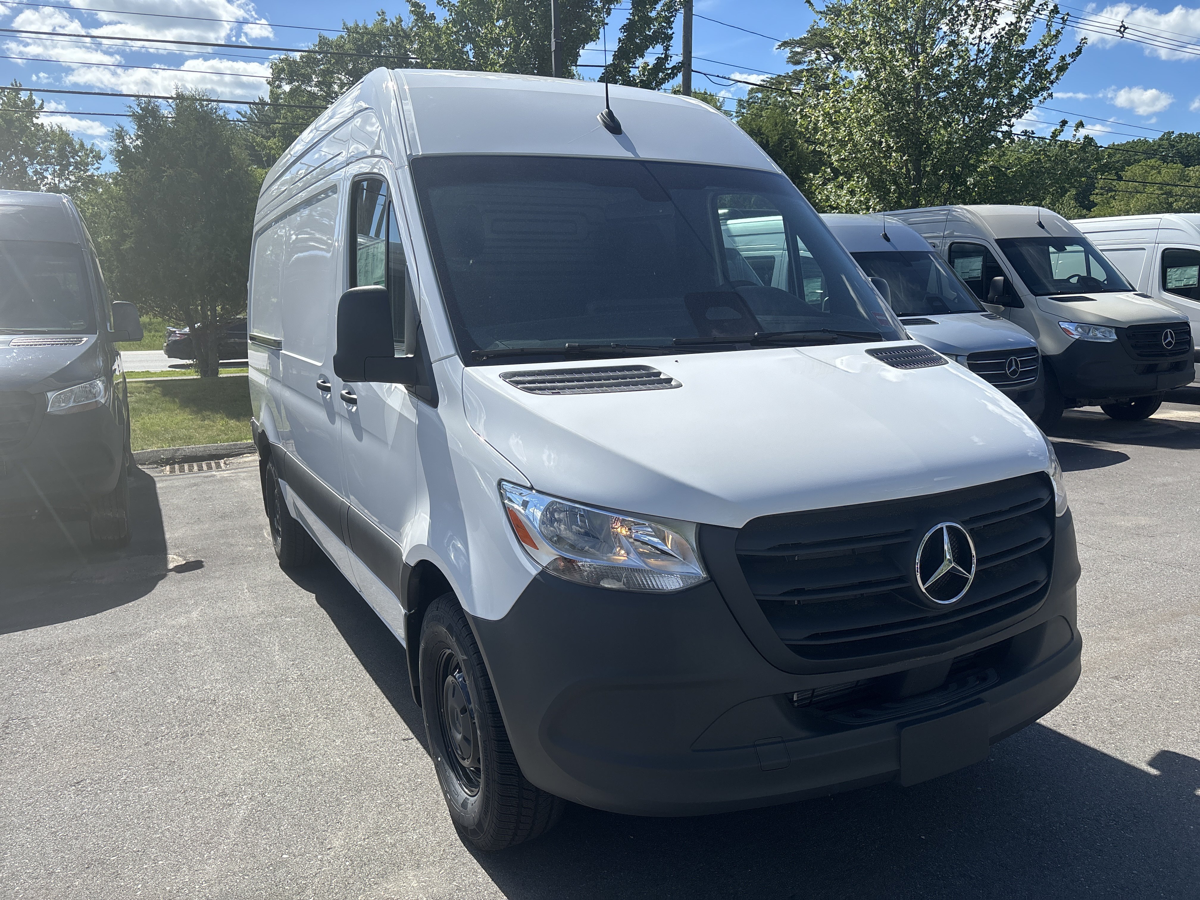 New 2026 Arctic White Mercedes-Benz  image 5