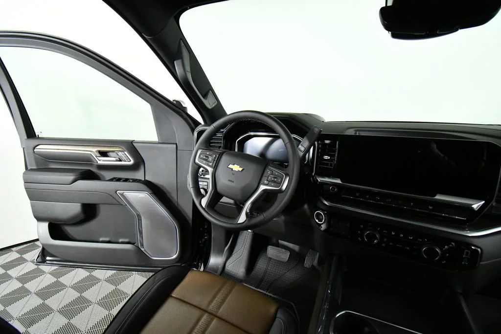 2026 Chevrolet Silverado 3500 HD High Country - Photo 19