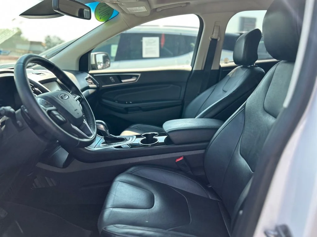 Used 2015 White Ford Titanium image 25