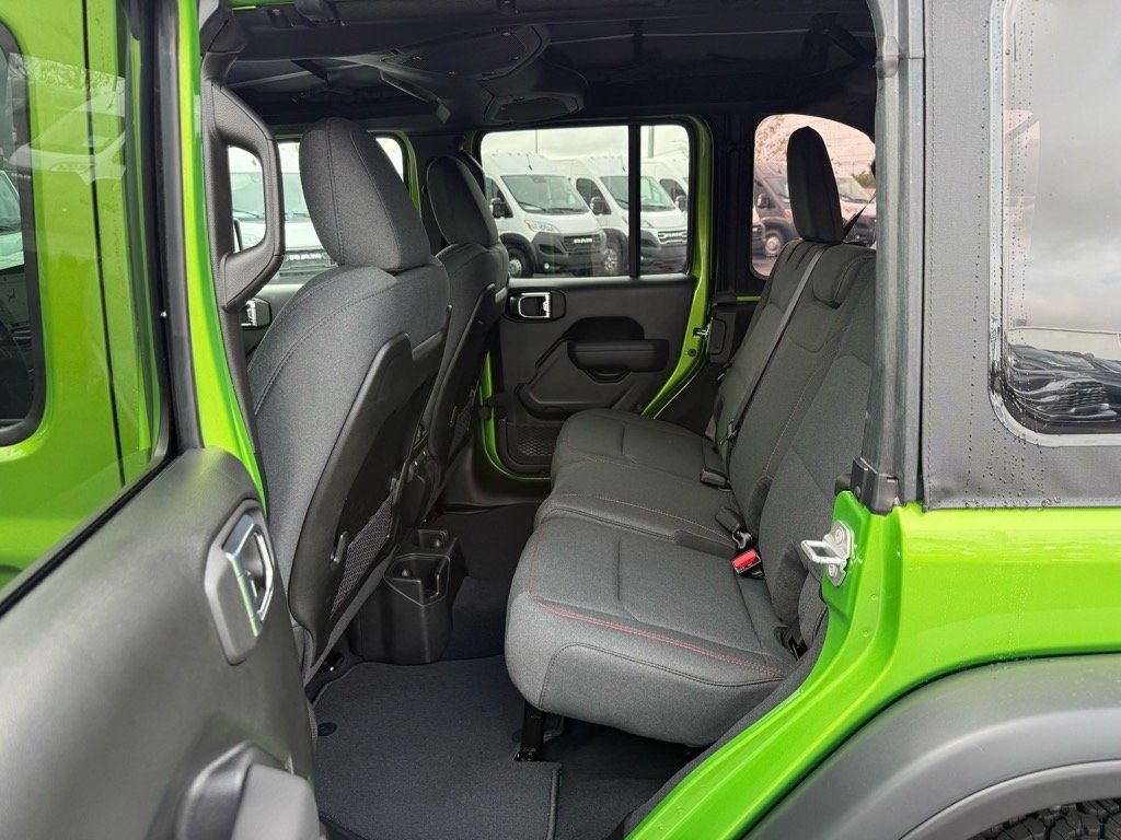2026 Jeep Wrangler 4-Door Rubicon - Photo 5