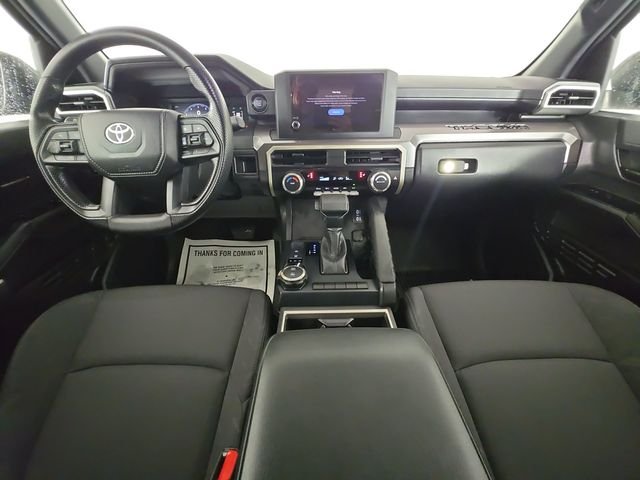 Used 2025  Toyota SR5 image 10