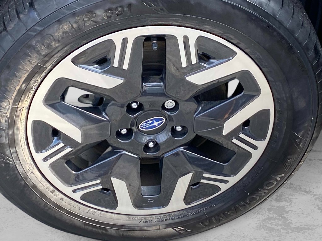 Used 2025 Gray Subaru Base image 26