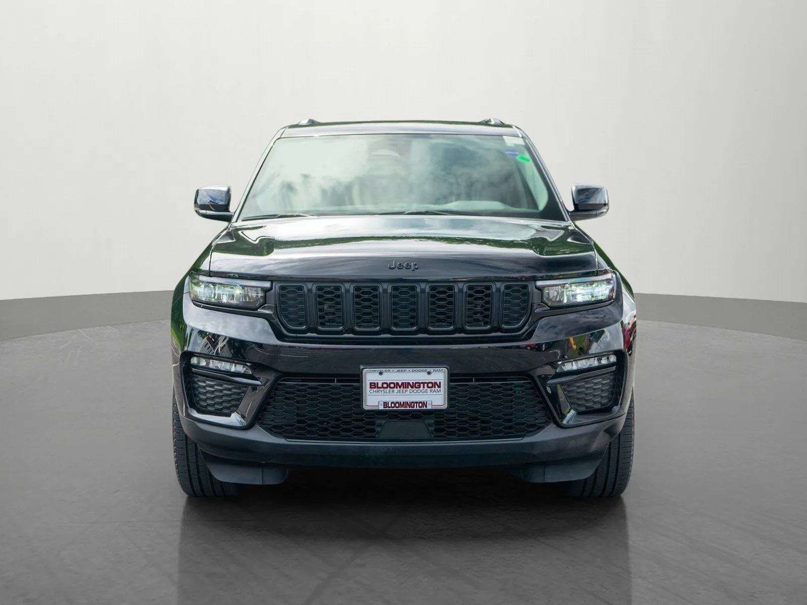 Used 2023 Jeep Grand Cherokee Limited with VIN 1C4RJHBGXPC653747 for sale in Minneapolis, Minnesota