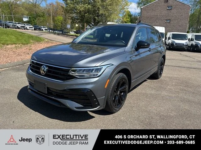 Used 2023 Gray Volkswagen 2.0T SE R-Line Black image 1