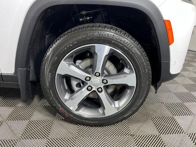 New 2026 Bright White Clearcoat Jeep Limited image 57