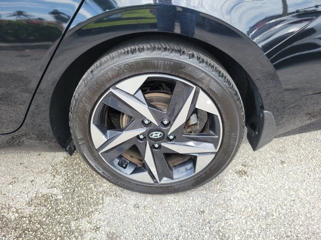 Certified Used 2023 Black Hyundai Limited image 6
