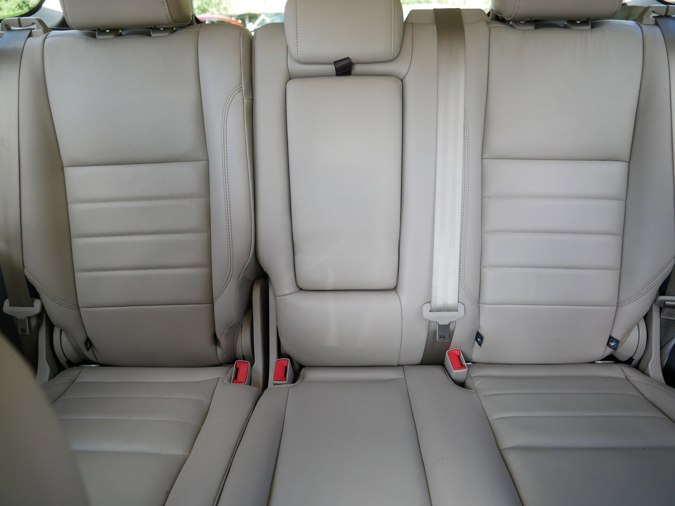Used 2016 INGOT SILVER Ford Titanium image 13