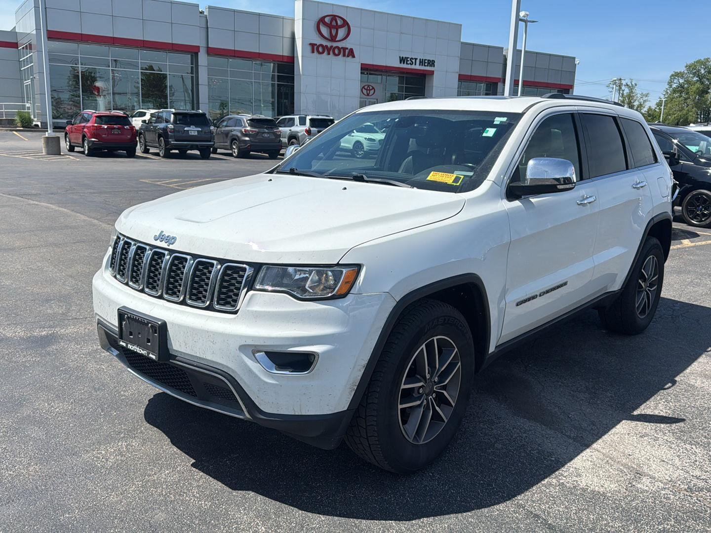 Used 2020 Bright White Clearcoat Jeep Limited image 3
