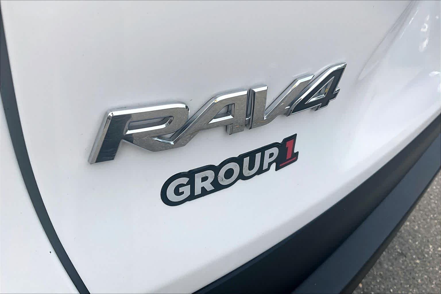 2023 Toyota RAV4 XLE - Photo 10