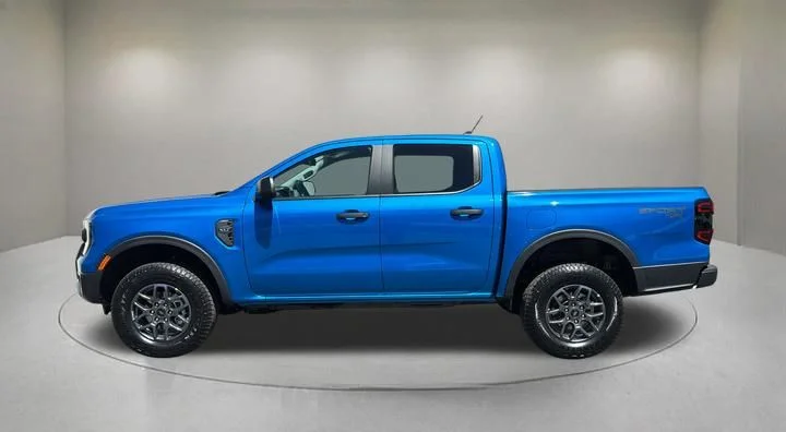 New 2026 Velocity Blue Metallic Ford XLT image 3