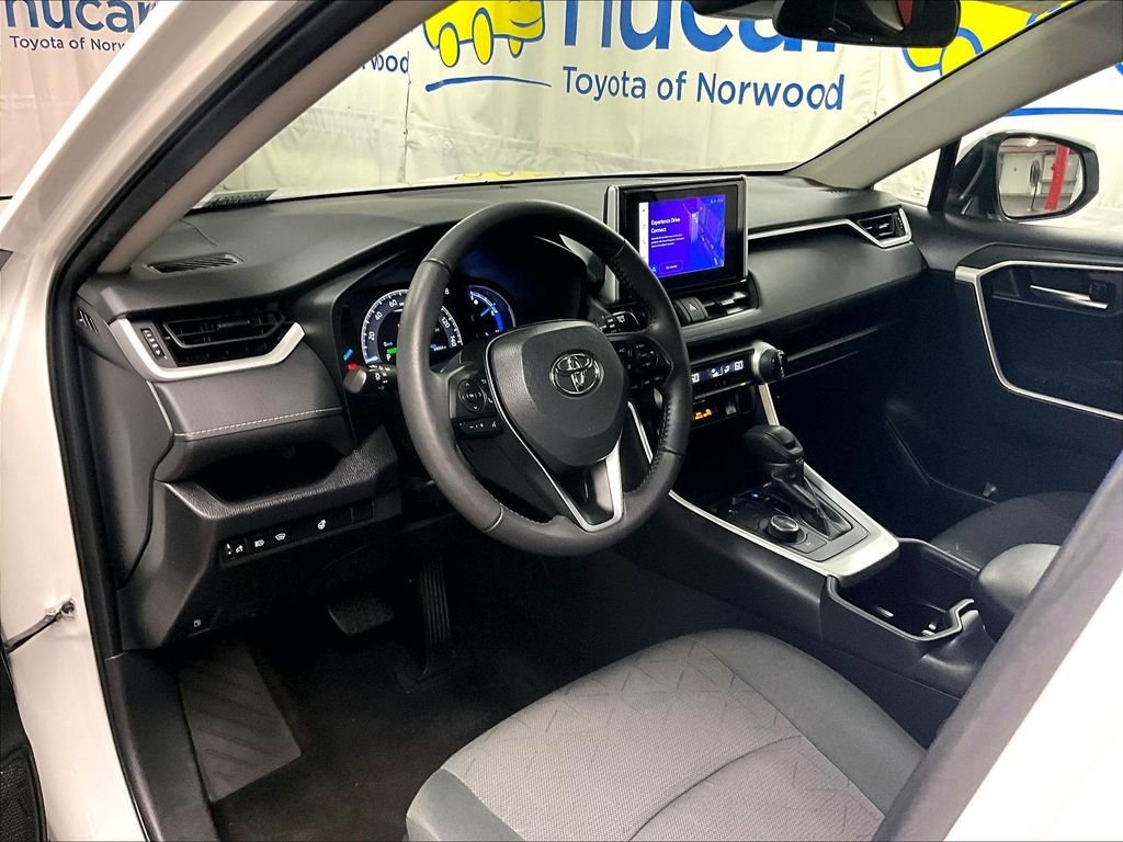 Used 2024 White Toyota XLE image 8