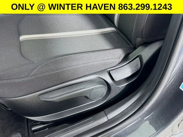 Used 2023 Gray Hyundai SE image 17