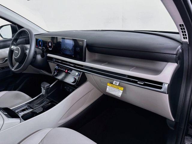 New 2026 Black Hyundai SEL Plus FWD image 43