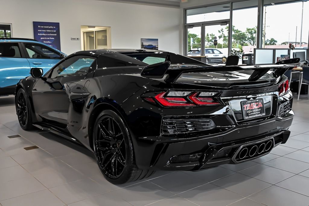 New 2026 Black Chevrolet 3LZ image 10