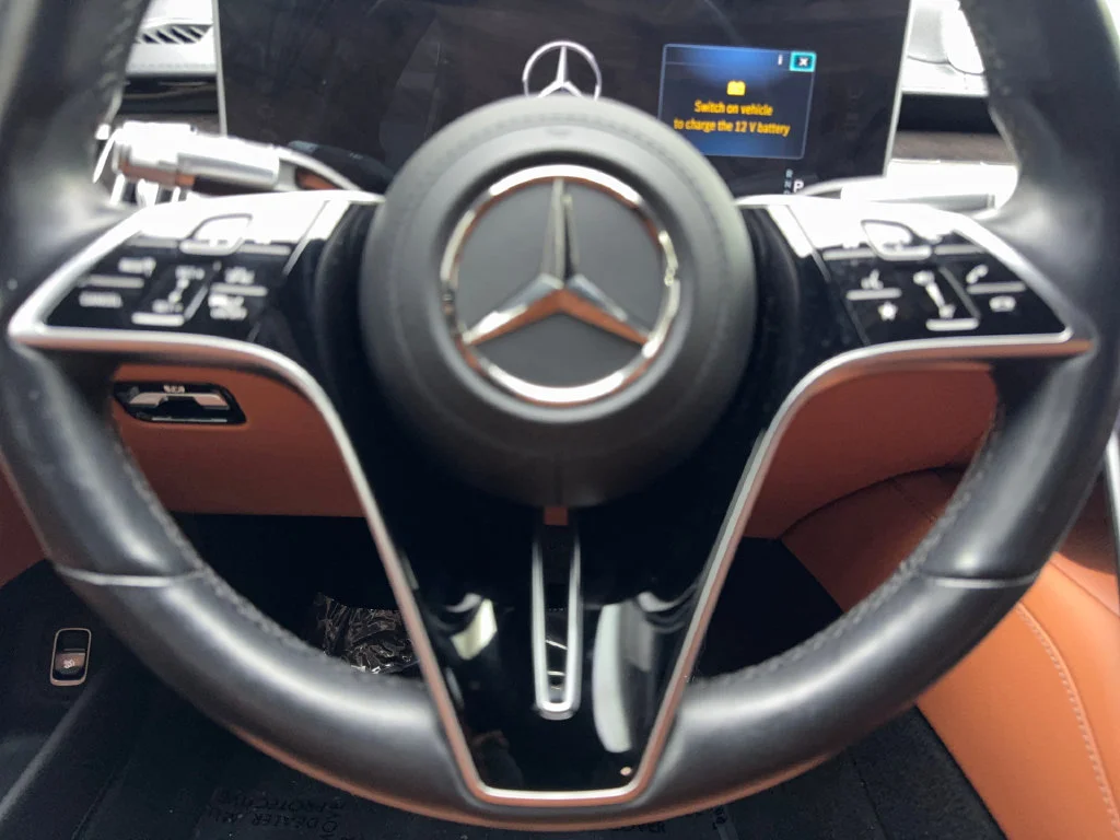Used 2023 Green Mercedes-Benz S 500 image 55