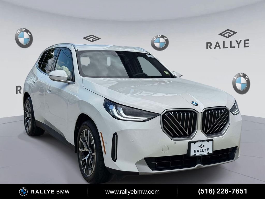 2026 BMW X3 30 XDRIVE's photo