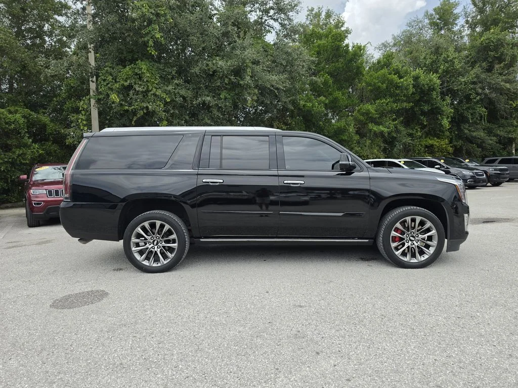 Certified Used 2020 Black Raven Cadillac Premium image 3