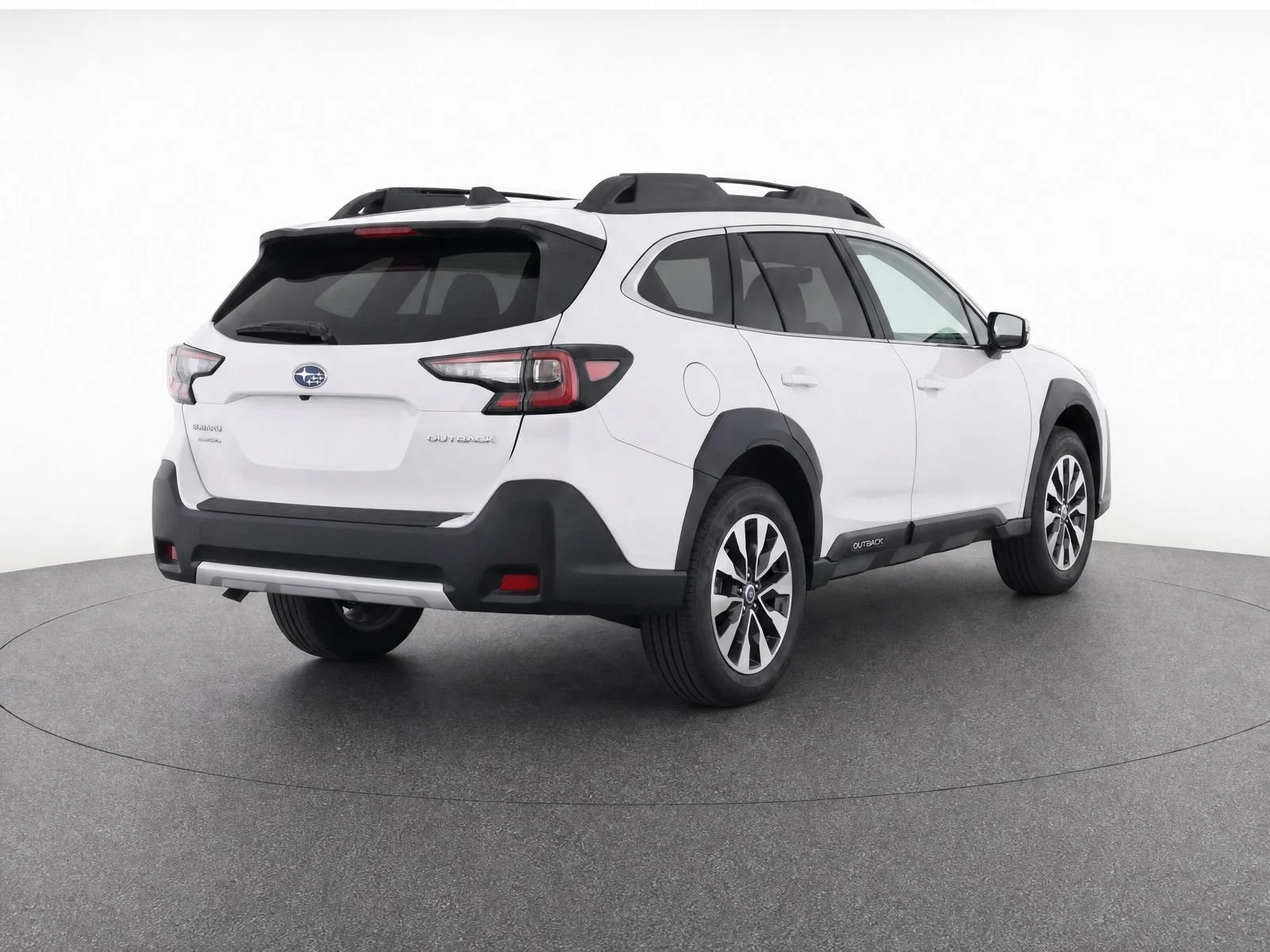Used 2023 Crystal White Pearl Subaru Limited image 3