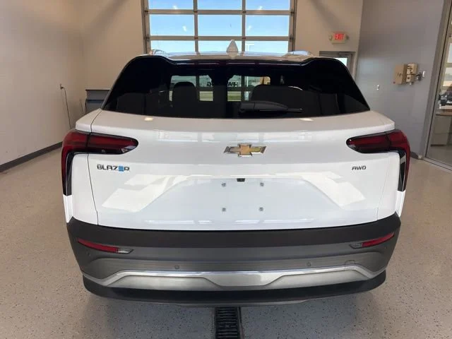2025 Chevrolet Blazer EV LT - Photo 13