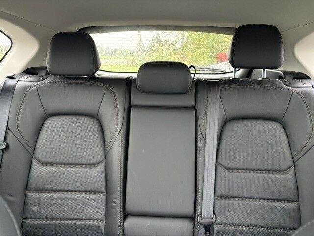 Used 2023 Rhodium White Metallic Mazda 2.5 S Preferred Package image 11