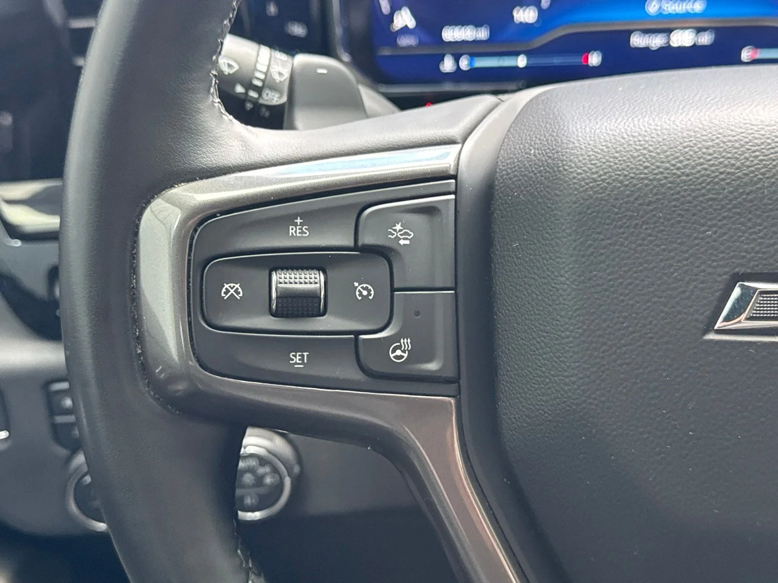 Used 2023 Black Chevrolet ZR2 image 18