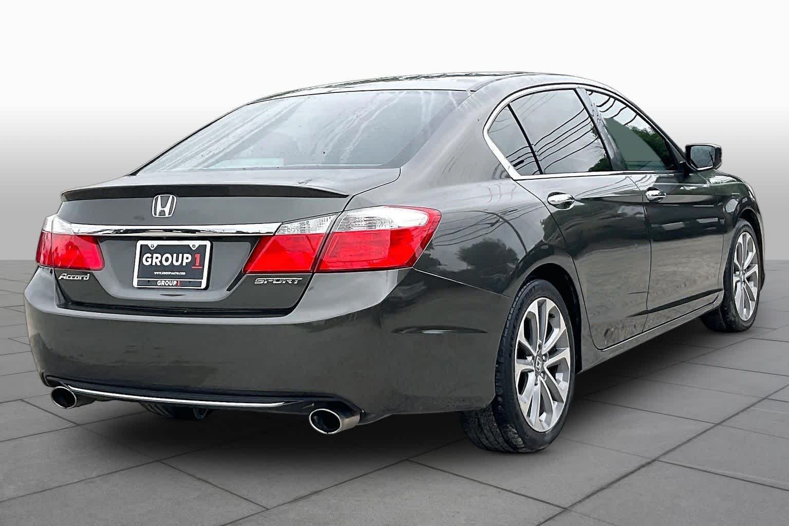 Used 2013 Hematite Metallic Honda Sport image 12