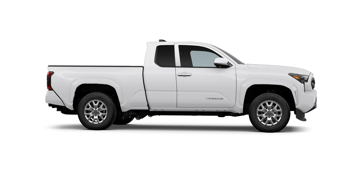 2026 Toyota Tacoma SR5 - Photo 13