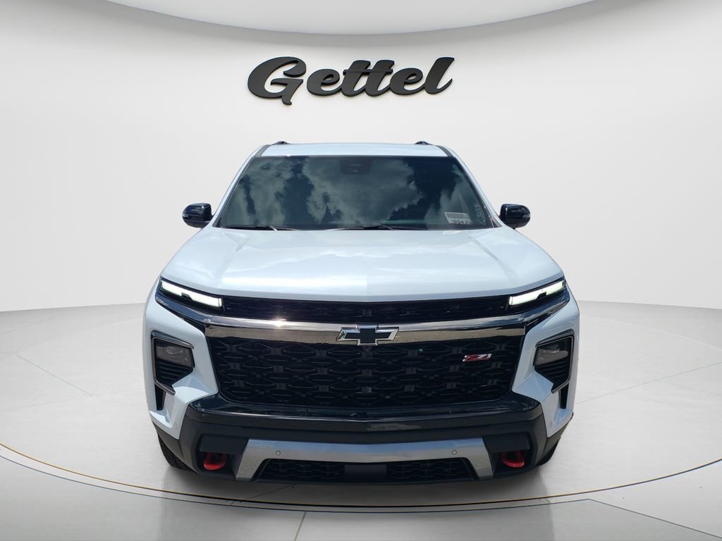 New 2026 Polar White Tricoat Chevrolet Z71 image 2
