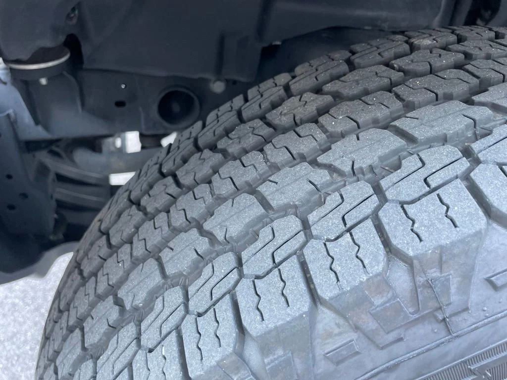 Used 2023 Gray Jeep Sport S image 20