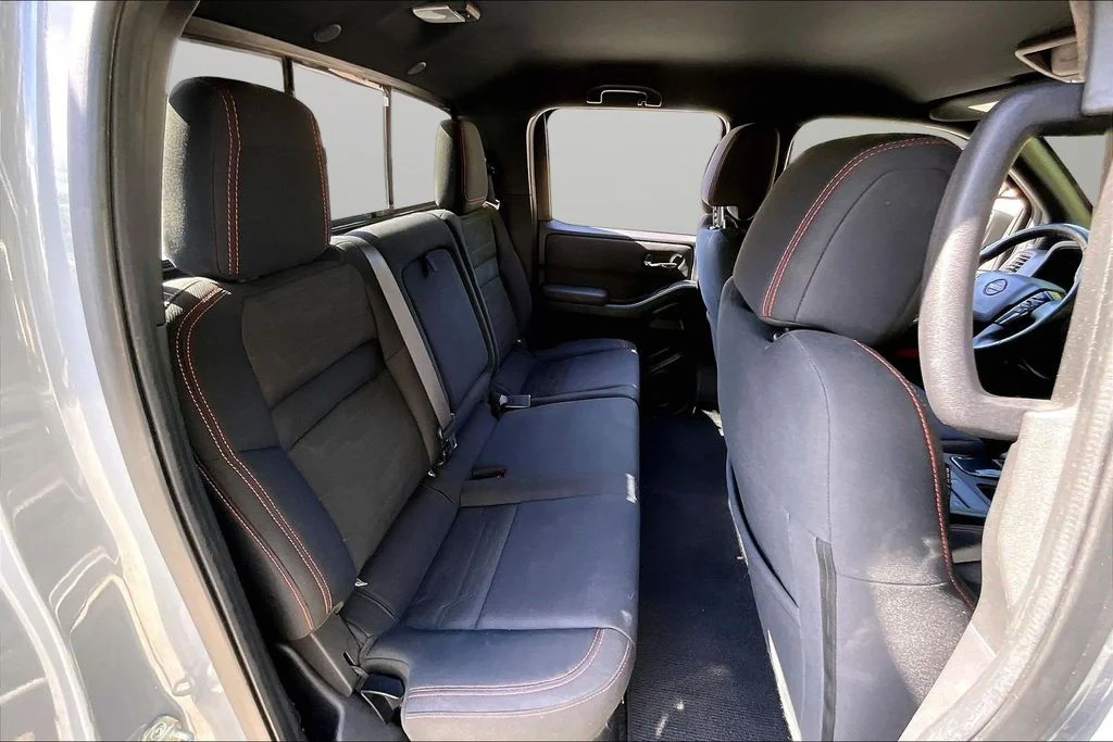 Used 2022 Pearl Nissan PRO-4X image 24