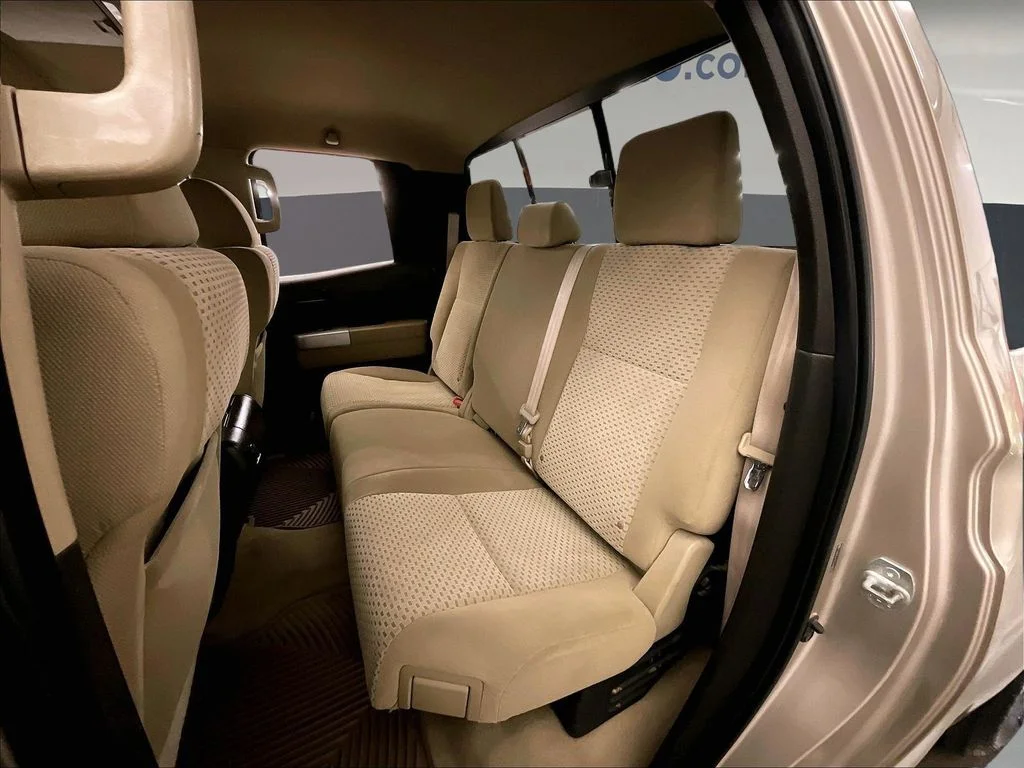 Used 2007 Beige Toyota SR5 image 31