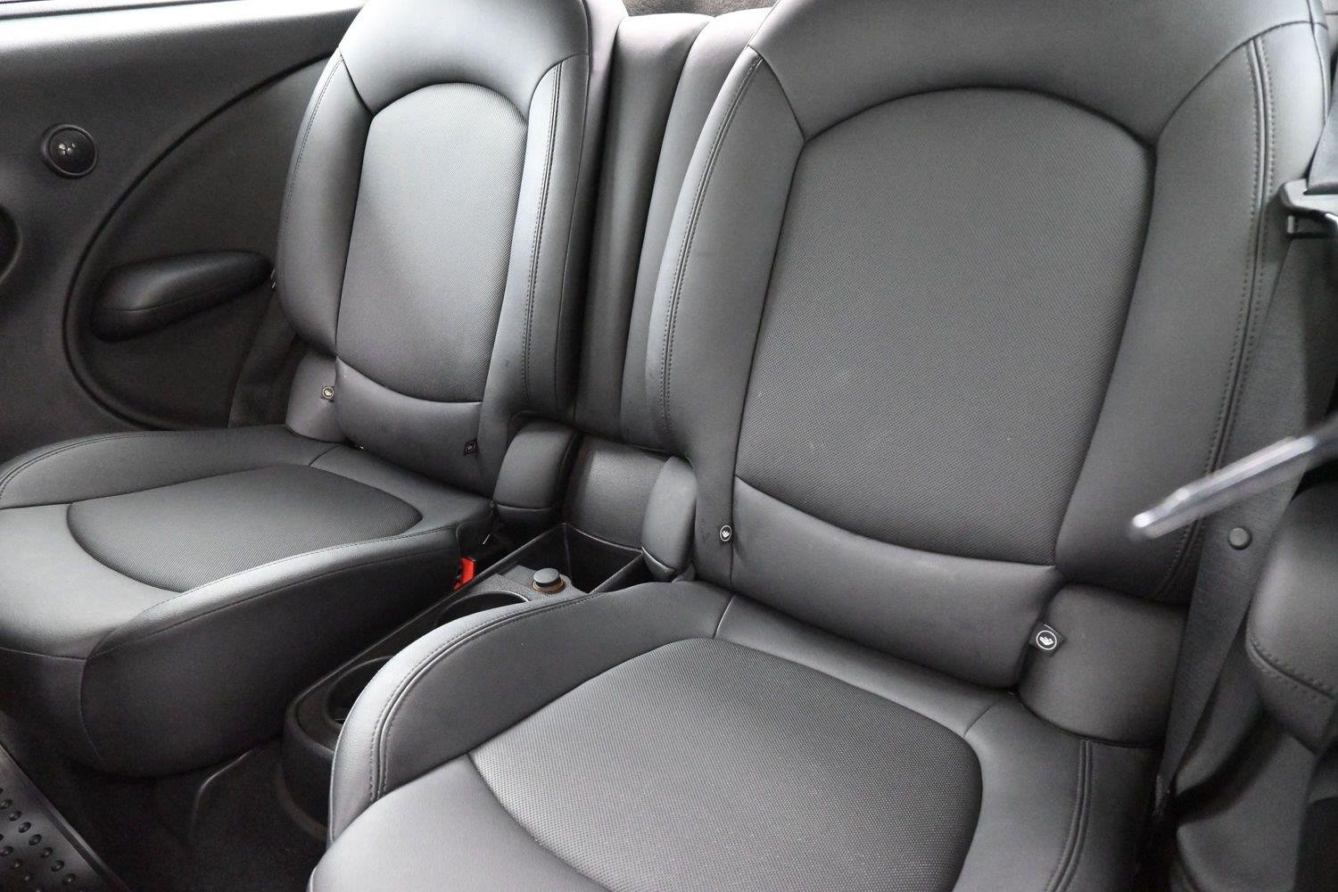 Used 2014 Crystal Silver Metallic MINI S image 27