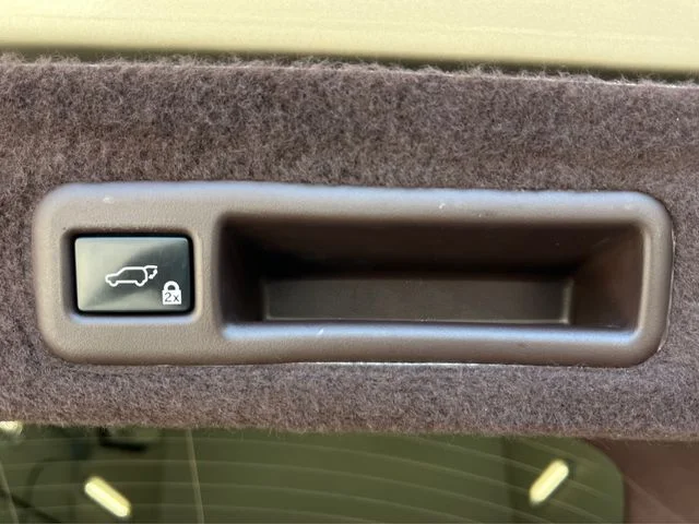 Used 2016 Satin Cashmere Metallic Lexus 350 image 21