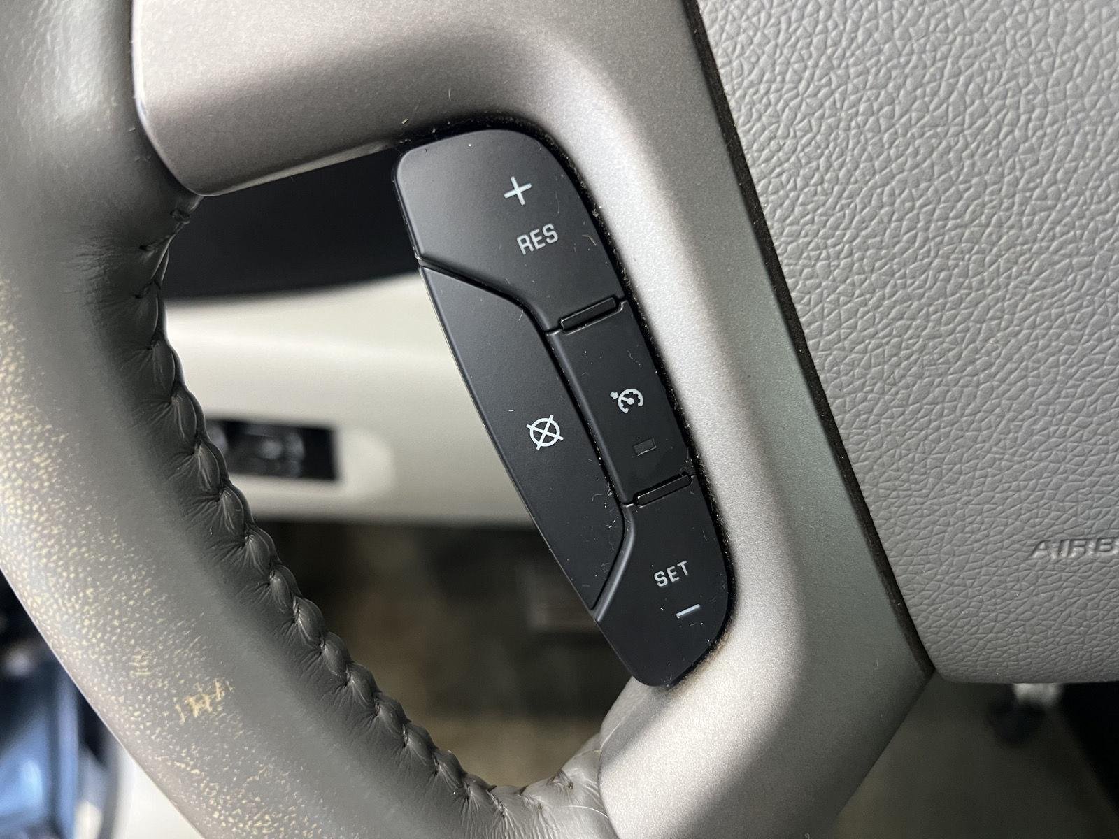 Used 2013 Blue Granite Metallic Chevrolet LT image 23