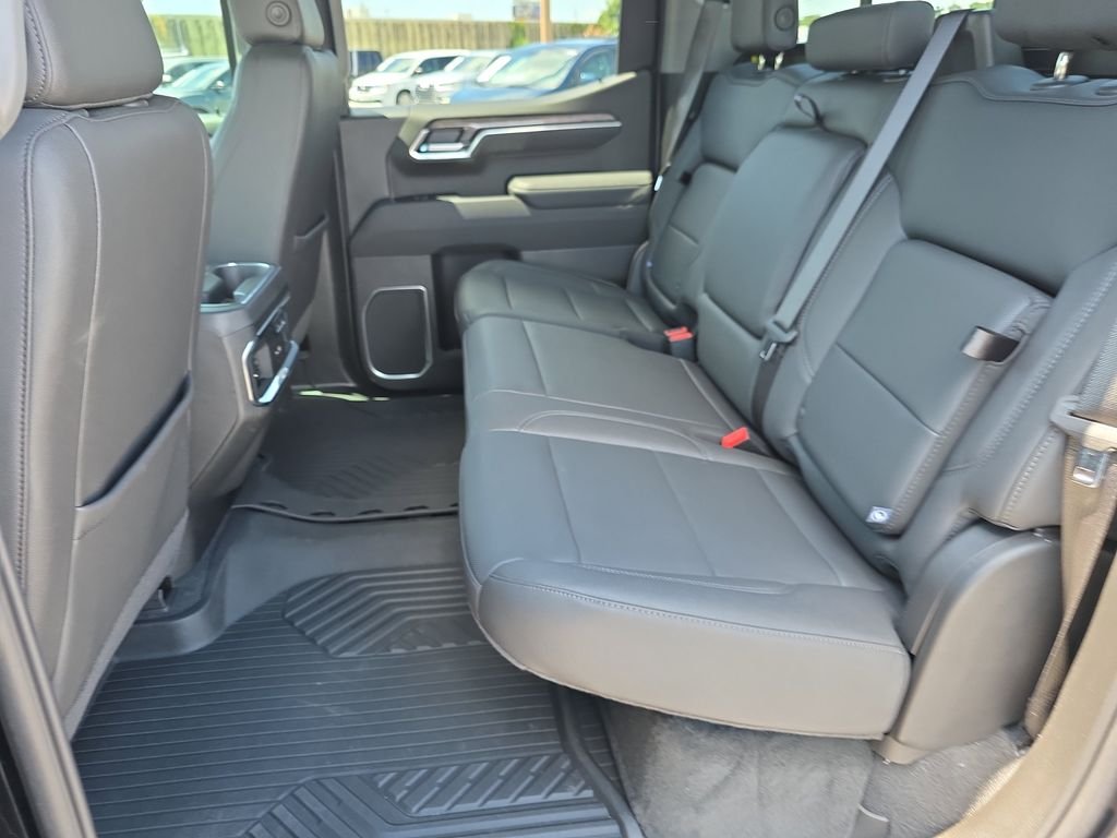 Used 2026 Black Chevrolet LTZ image 32